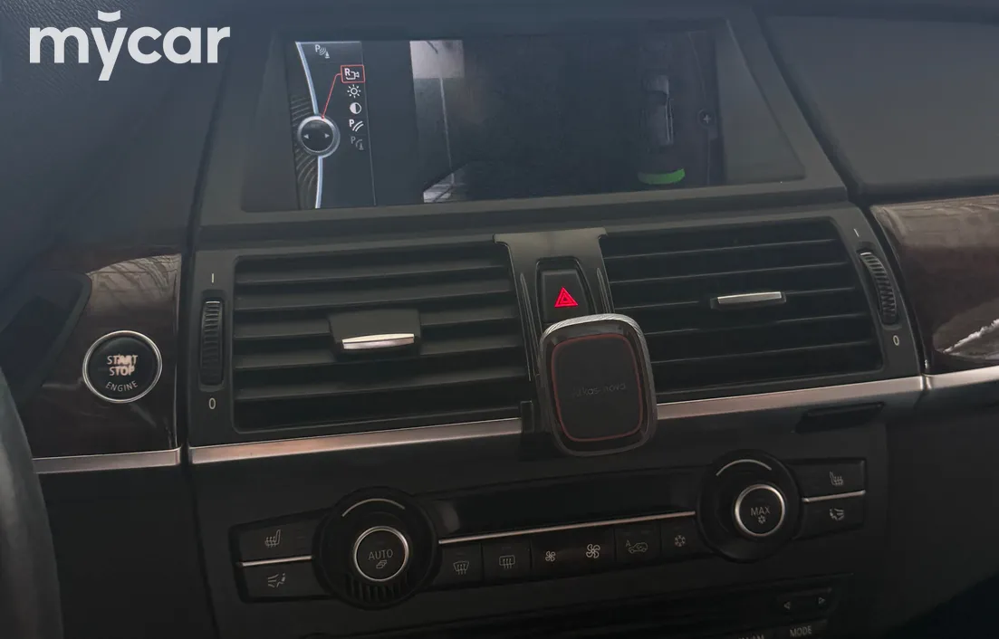 BMW X5 2011
