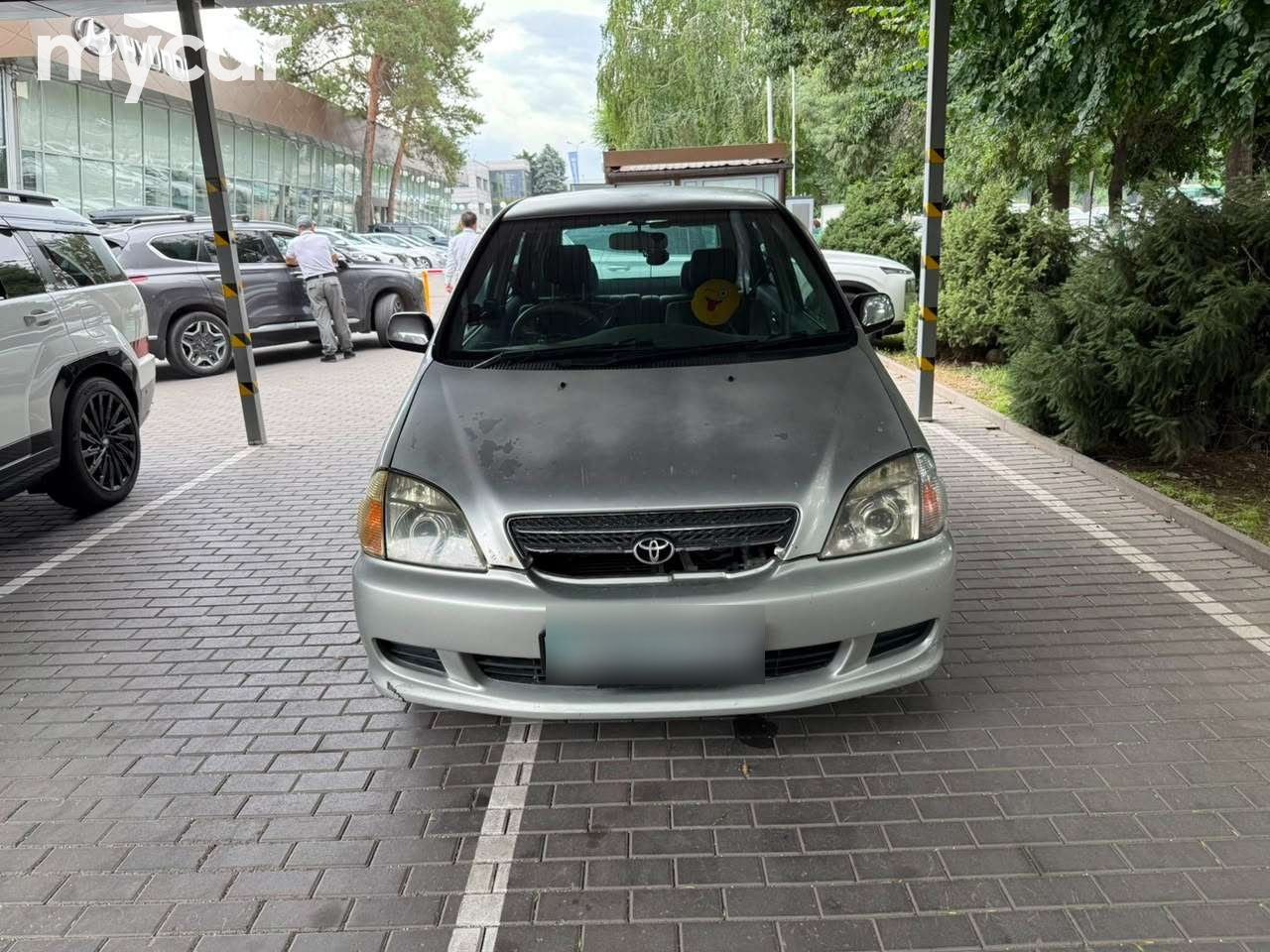 Toyota Nadia 1998