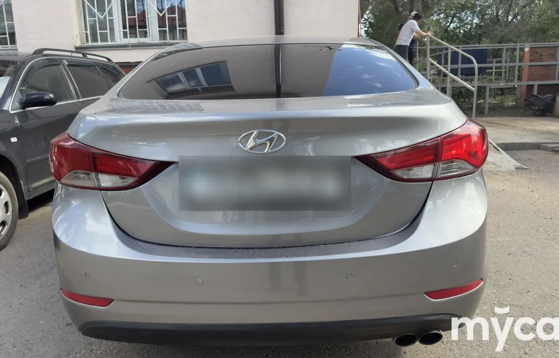 Hyundai Elantra 2014