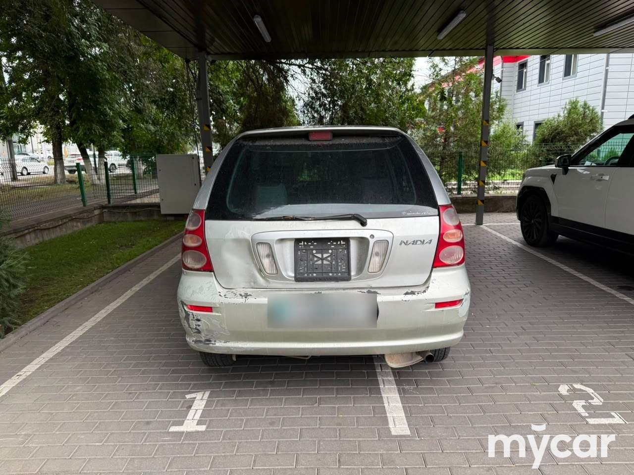 Toyota Nadia 1998