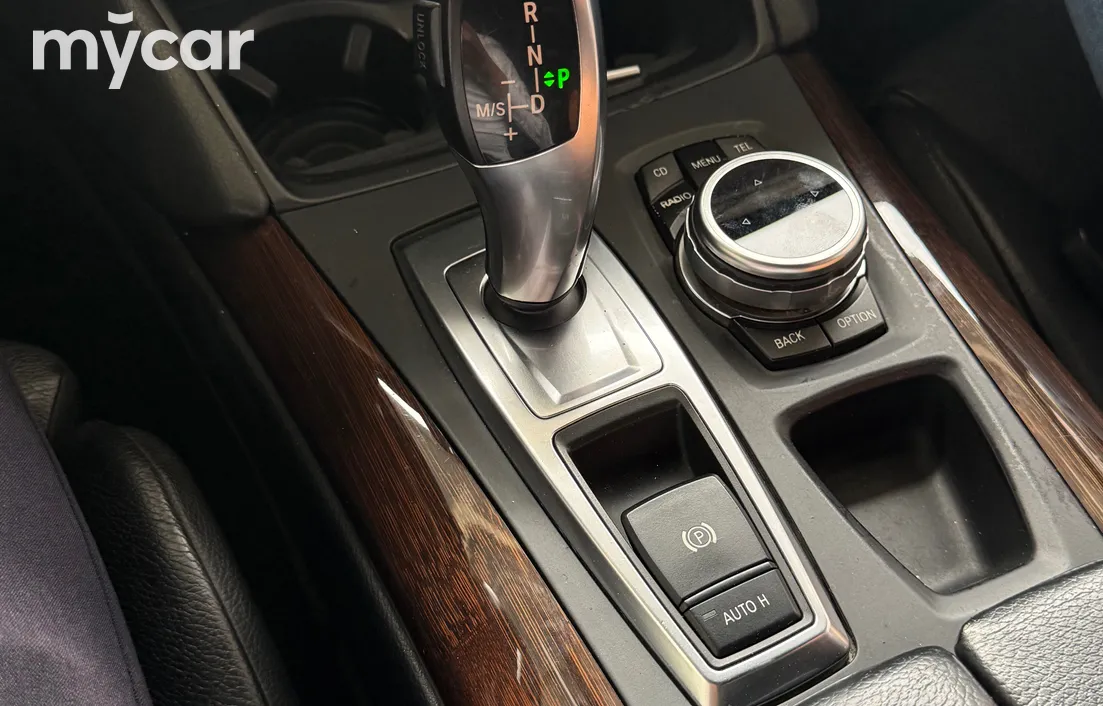 BMW X5 2011