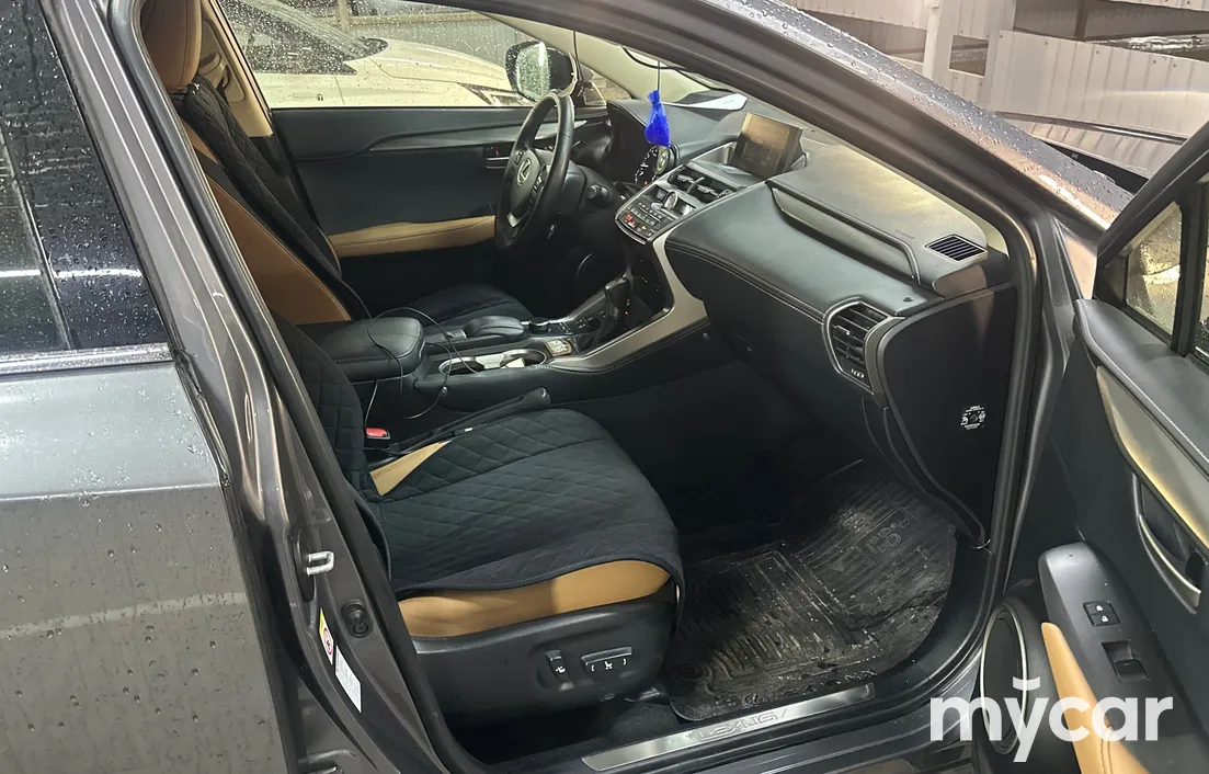 Lexus NX 2017