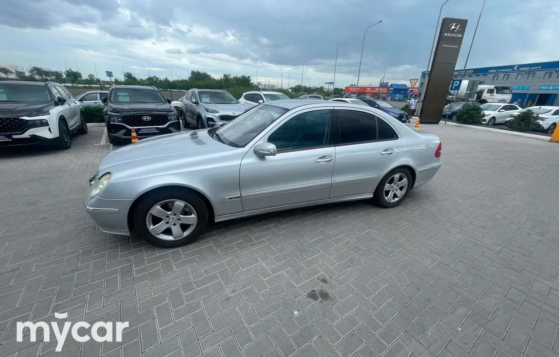 Mercedes-Benz E-Класс 2002