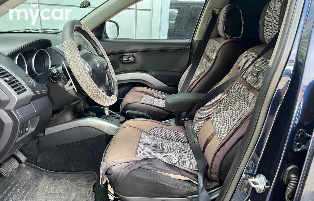 Mitsubishi Outlander 2010