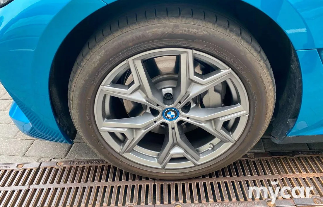 BMW i3 2023