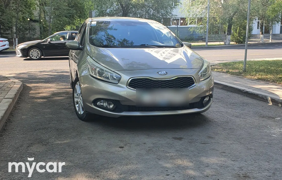 Kia Ceed 2013