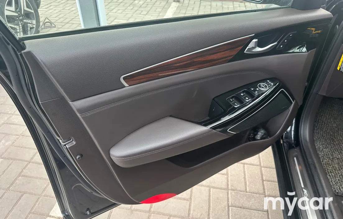 Kia K7 2017