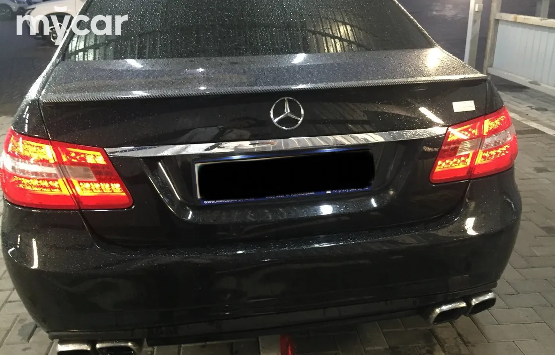 Mercedes-Benz E-Класс 2011