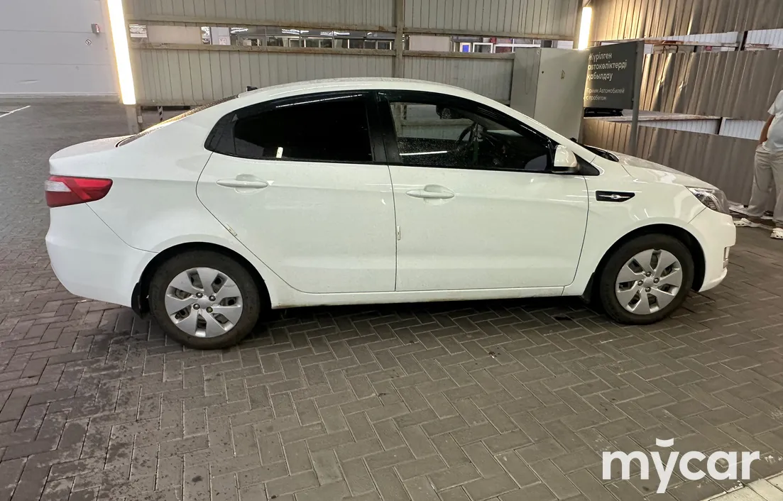 Kia Rio 2012