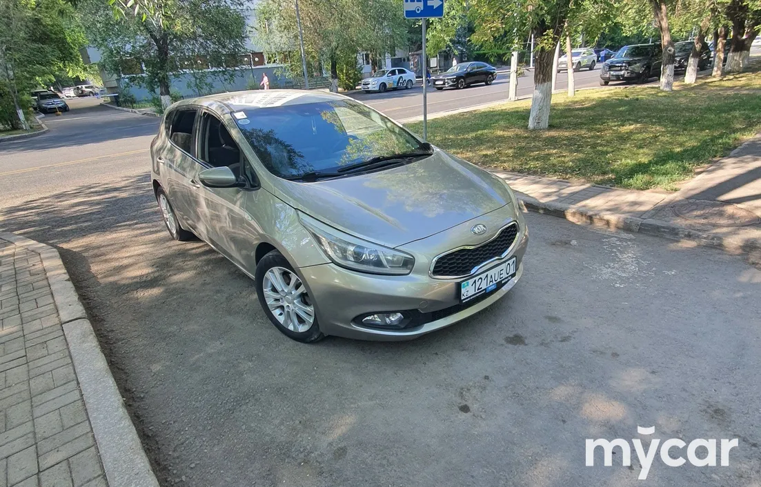 Kia Ceed 2013