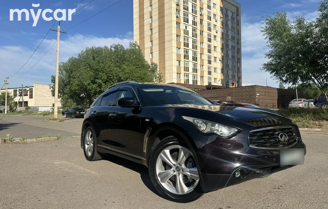 Infiniti FX 2011