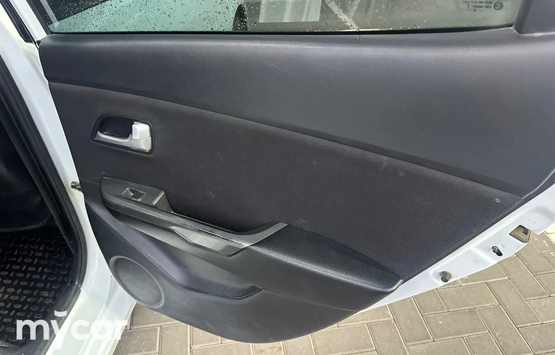 Kia Rio 2012