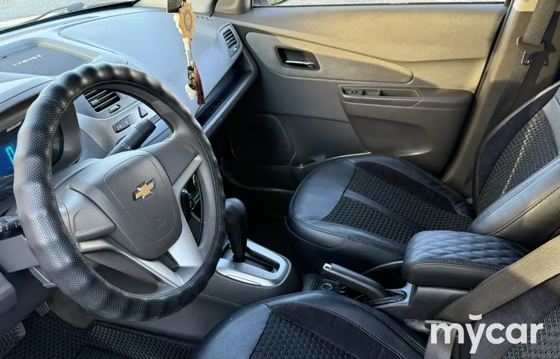 Chevrolet Cobalt 2023