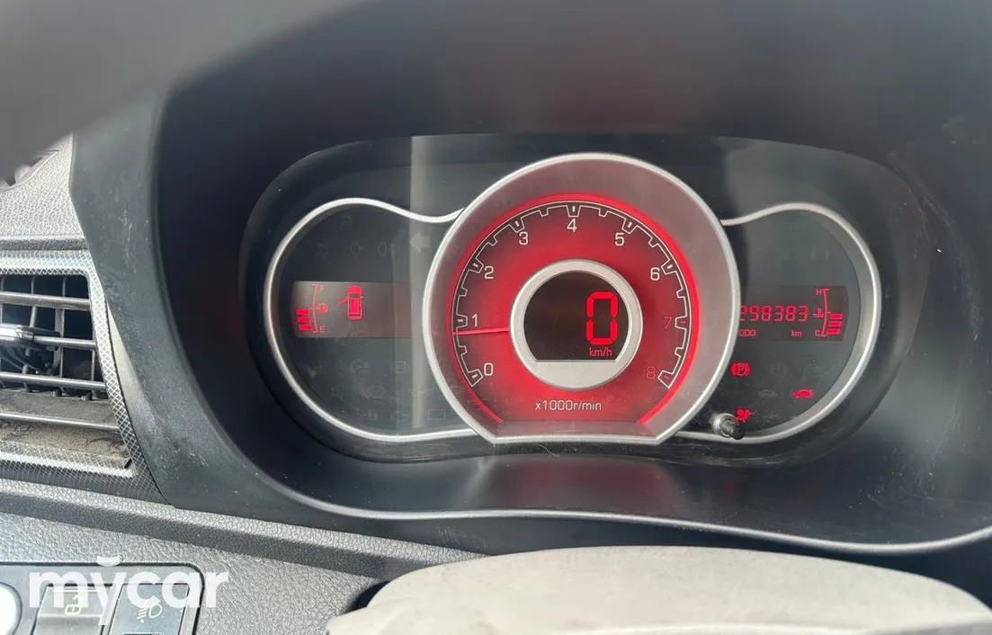 Lifan X50 2016