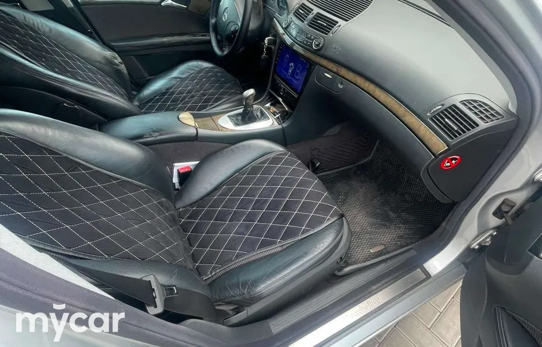 Mercedes-Benz E-Класс 2002