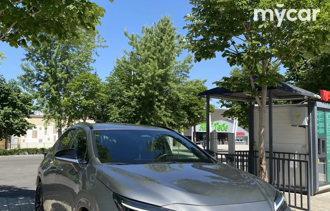 Lexus NX 2022
