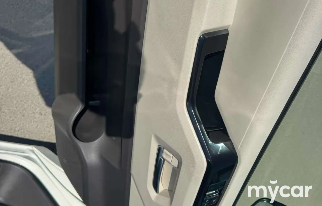 Toyota Hiace 2020