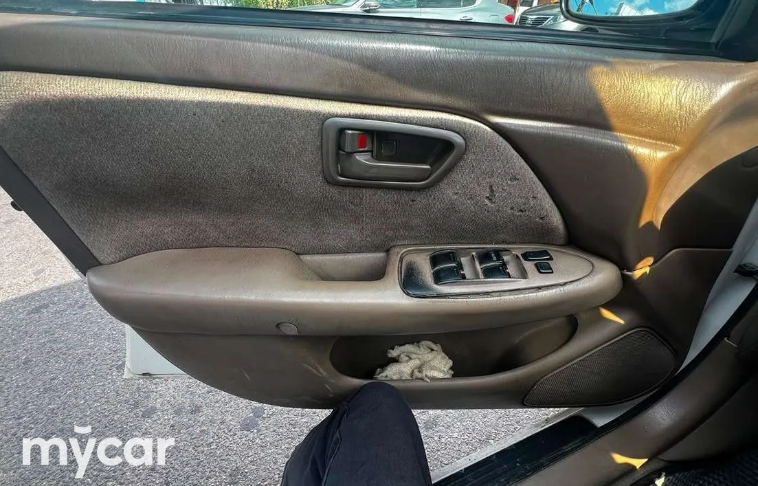 Toyota Camry 1999