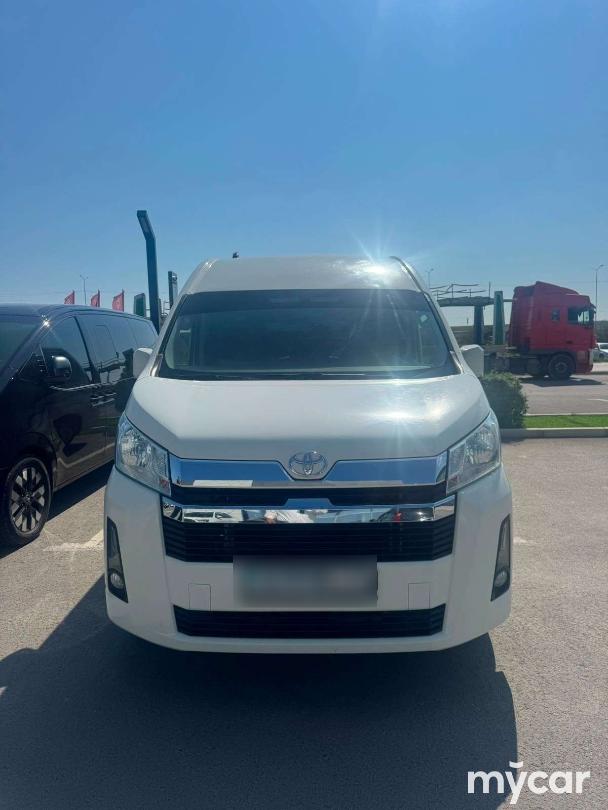 Toyota Hiace 2020
