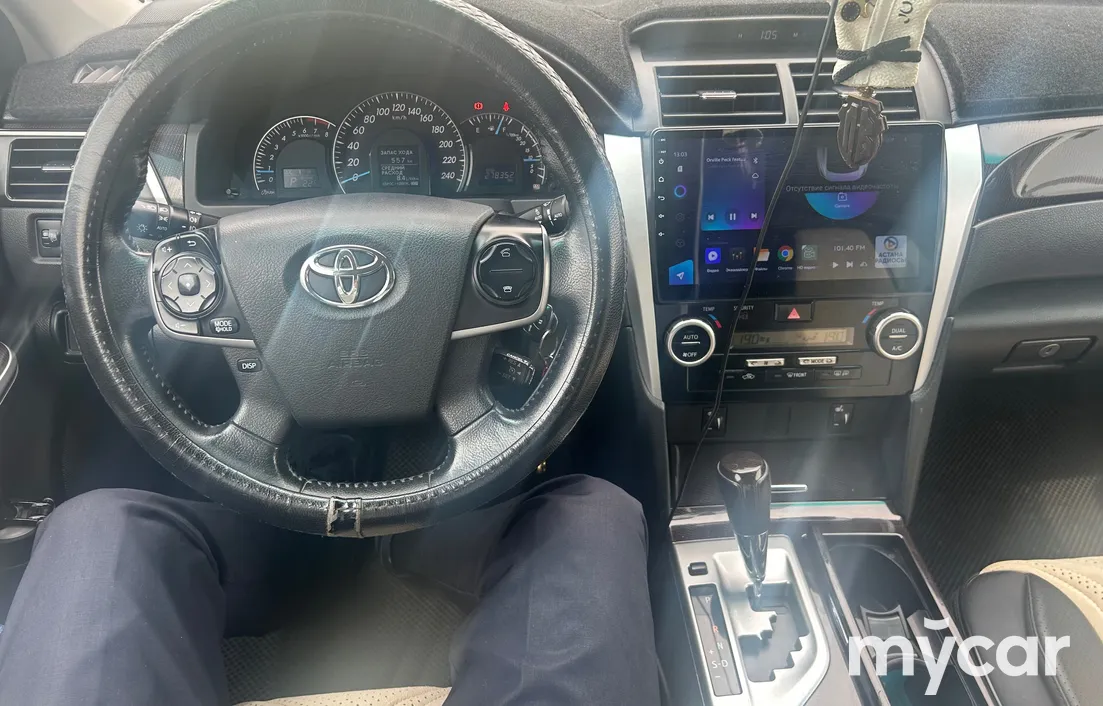Toyota Camry 2014