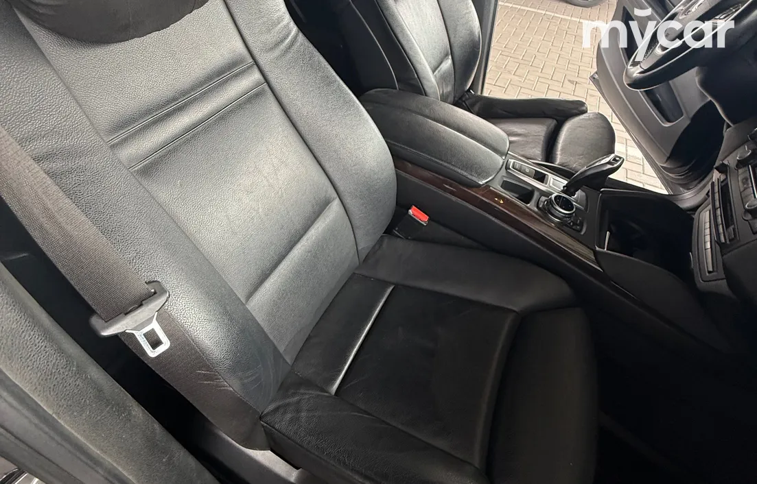 BMW X5 2011