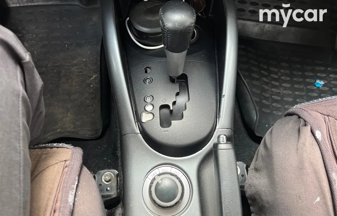 Mitsubishi Outlander 2010