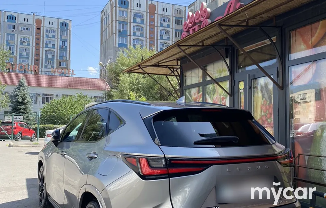 Lexus NX 2022