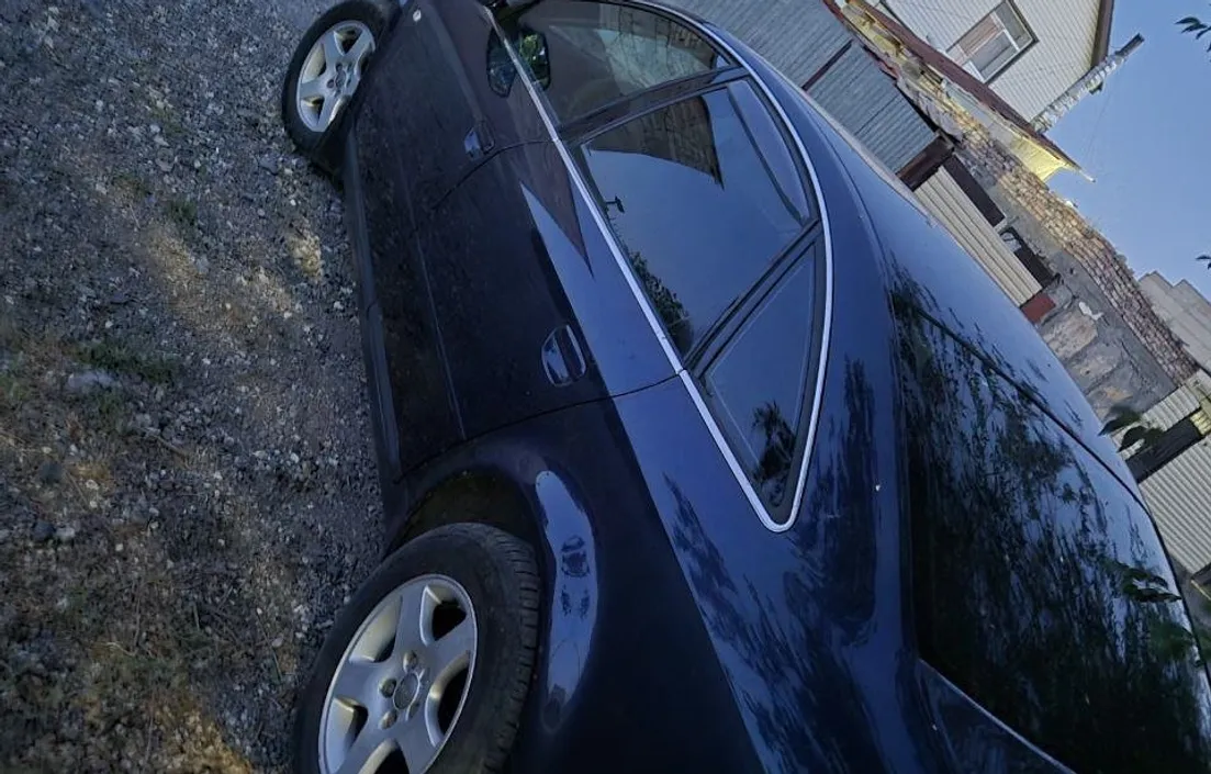 Audi A6 2000