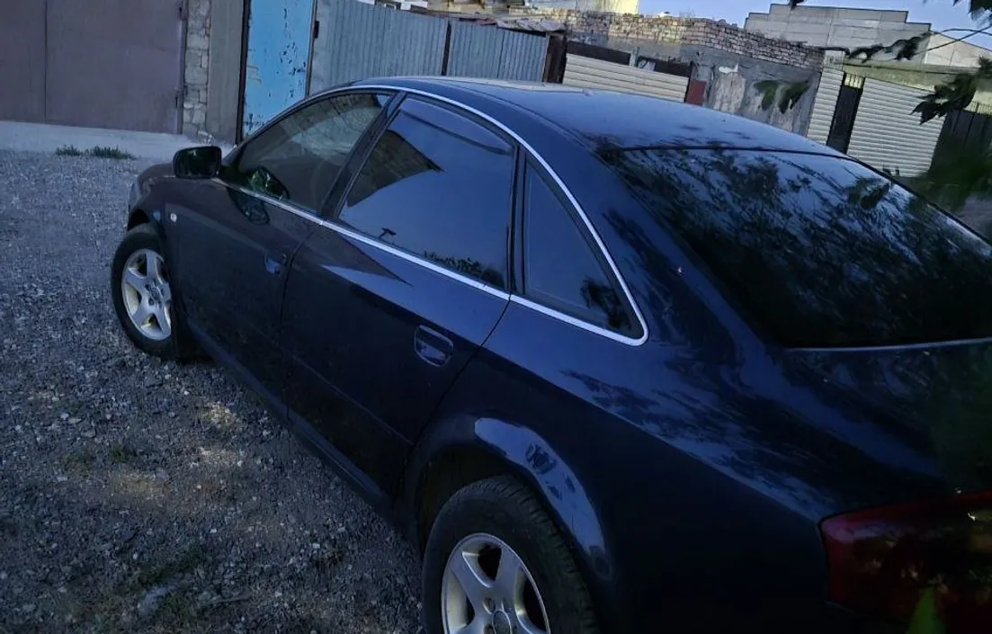 Audi A6 2000