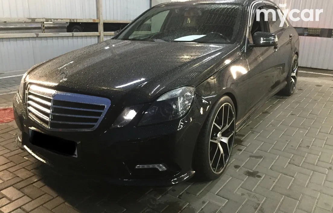 Mercedes-Benz E-Класс 2011