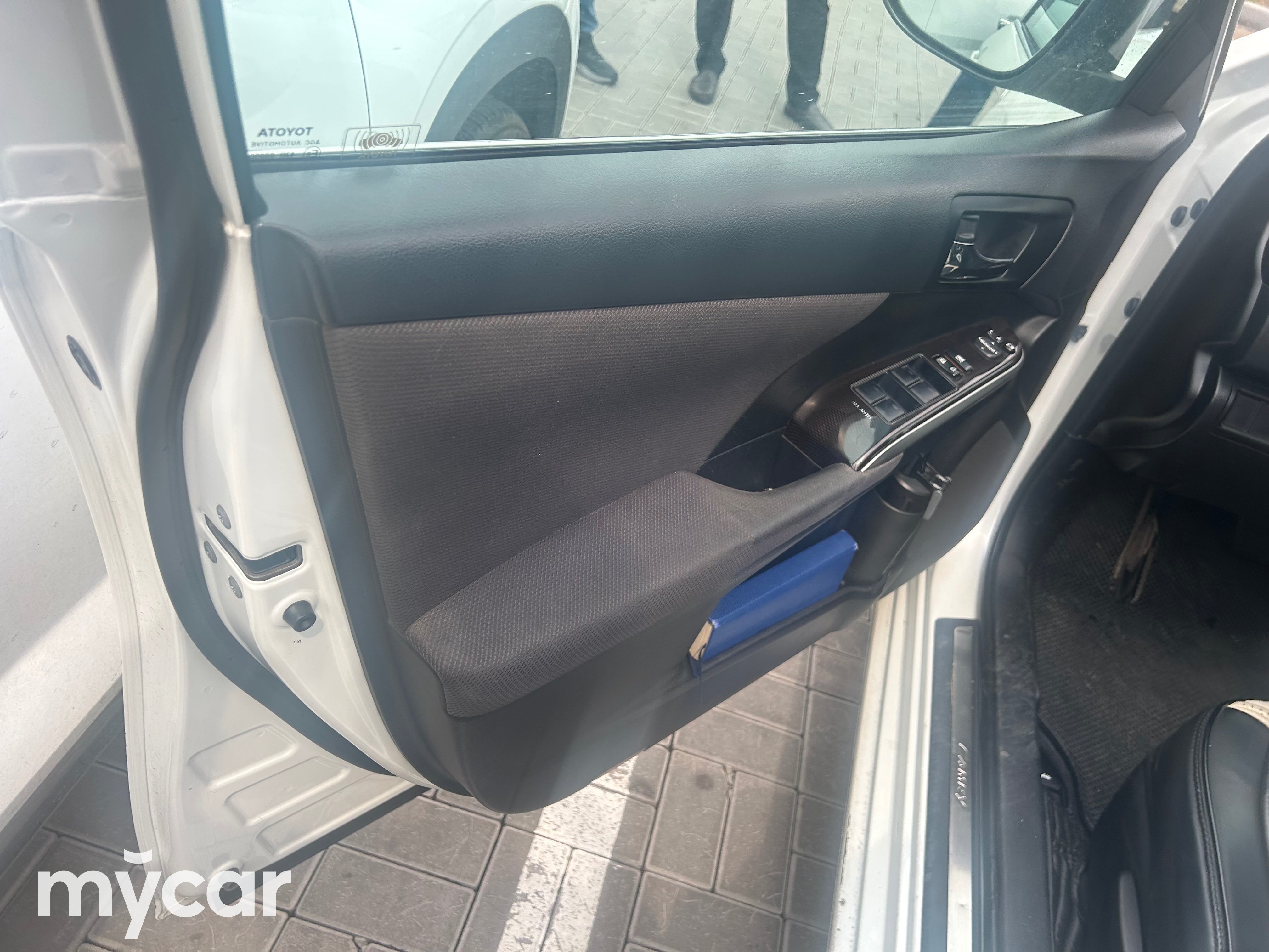 Toyota Camry 2014
