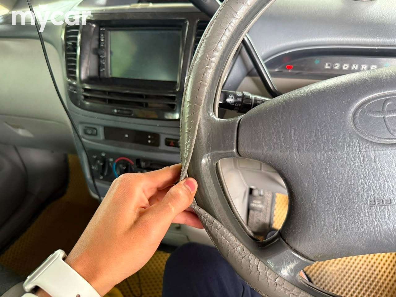 Toyota Nadia 1998