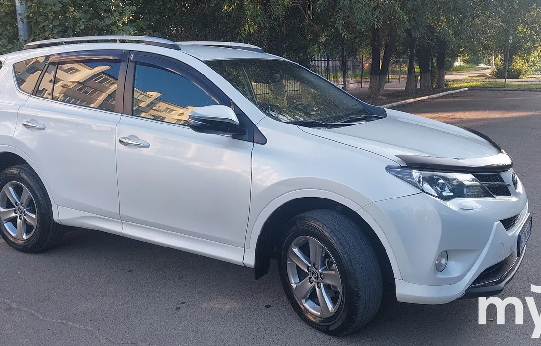 Toyota RAV4 2015