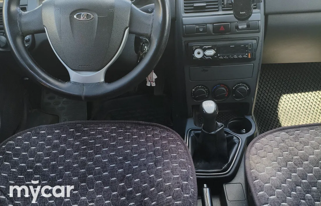 LADA Priora 2013