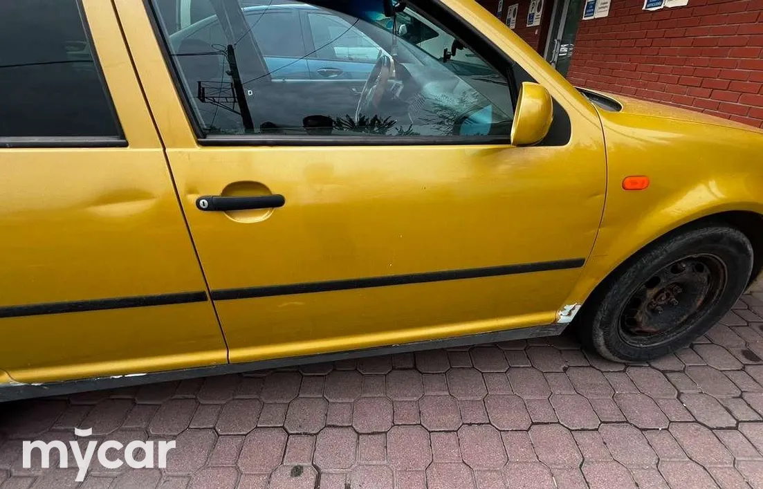 Volkswagen Golf 1998