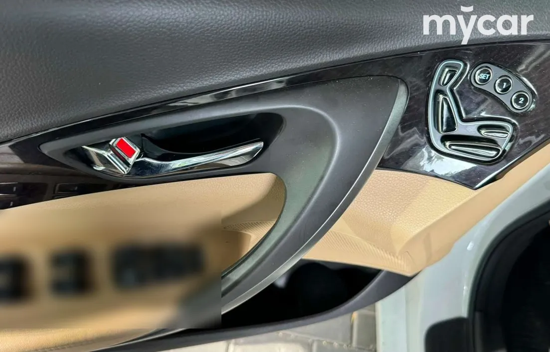 Hyundai Grandeur 2013