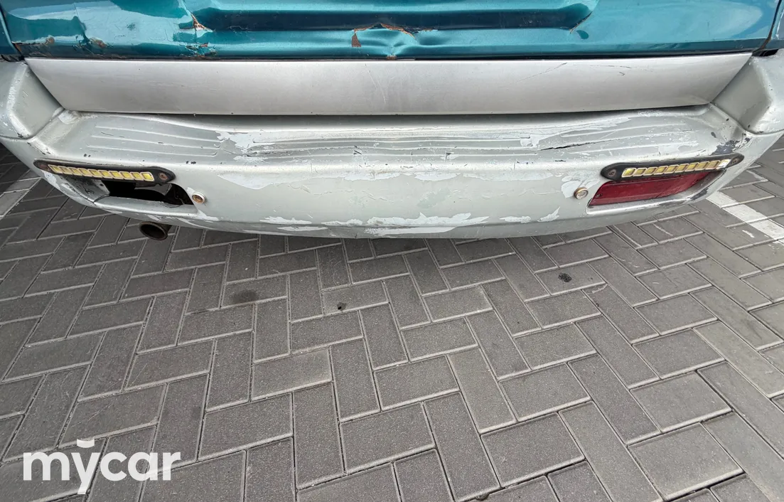 Mitsubishi Space Runner 1995