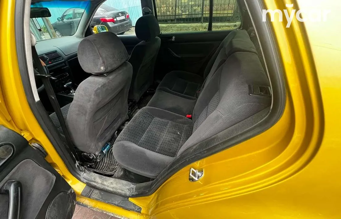 Volkswagen Golf 1998