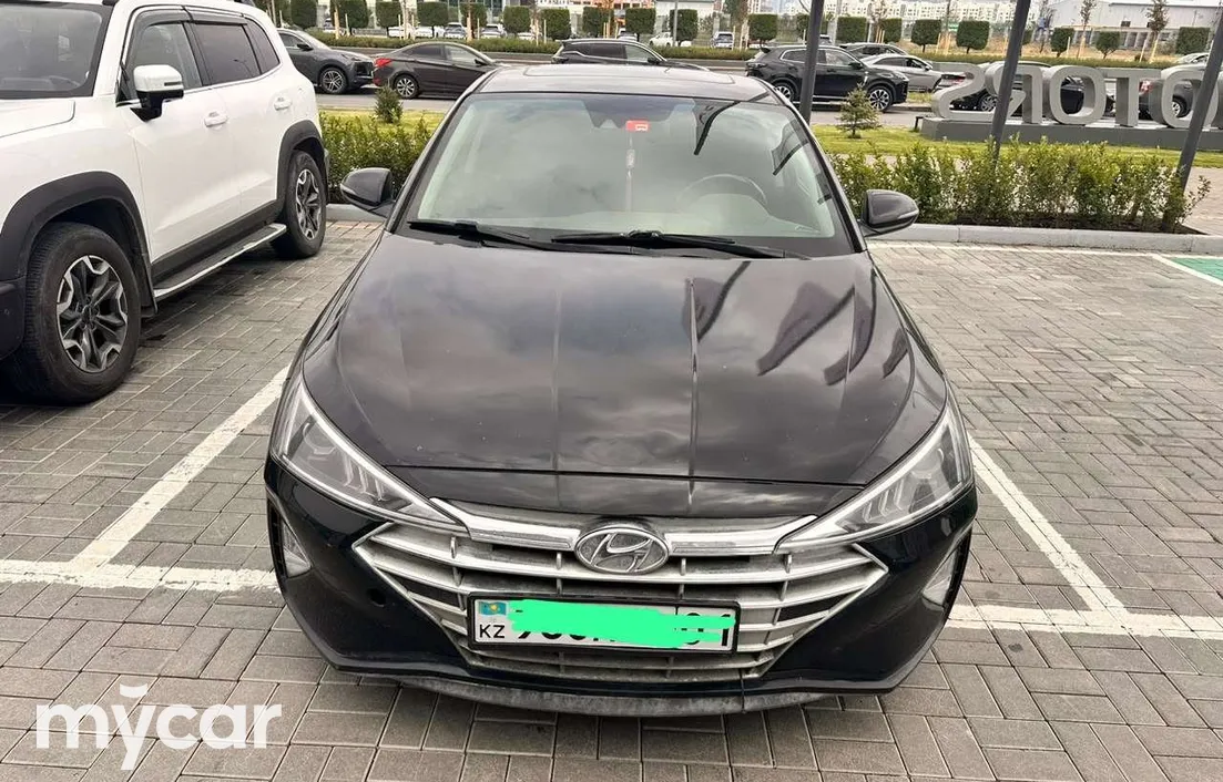 Hyundai Elantra 2018