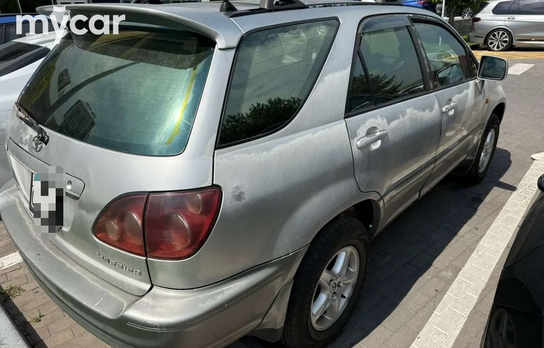 Toyota Harrier 1998