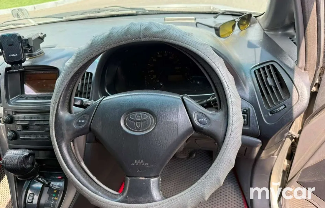 Toyota Harrier 1998