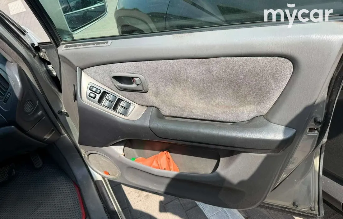 Toyota Harrier 1998