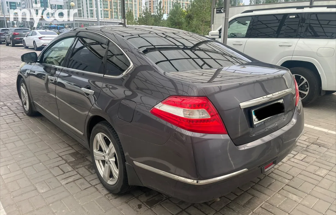 Nissan Teana 2011