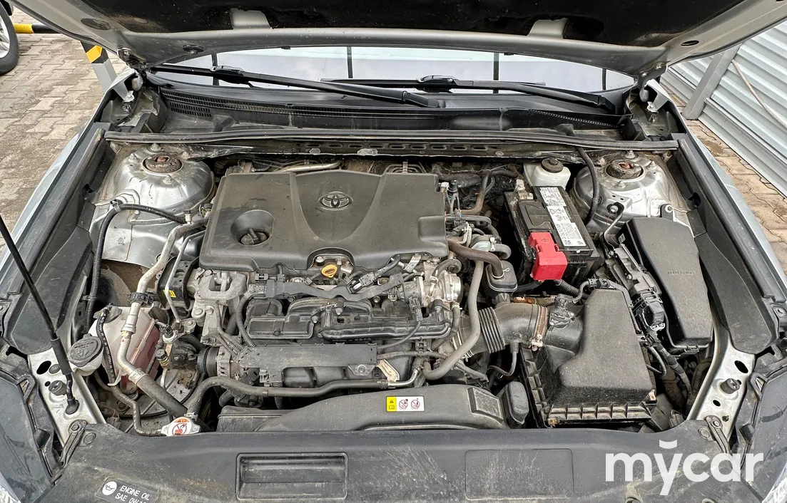 Toyota Camry 2021