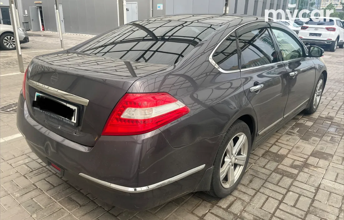 Nissan Teana 2011