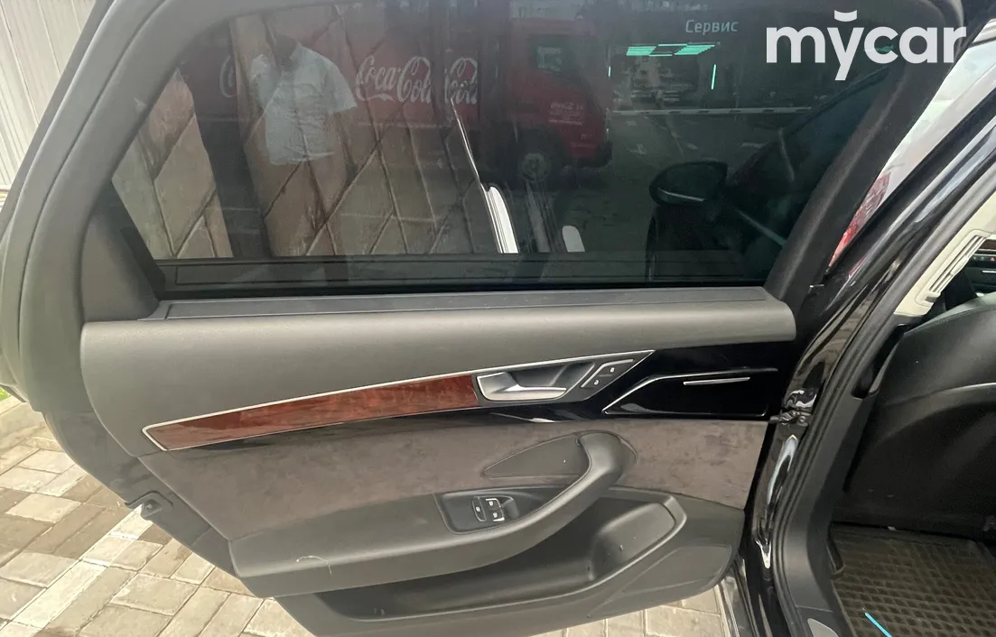 Audi A8 2012