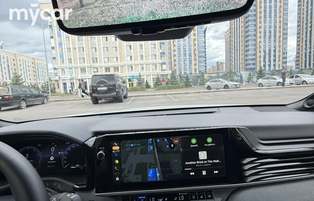 Toyota Camry 2025
