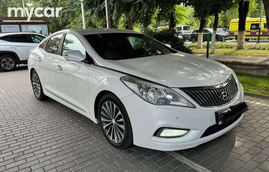 Hyundai Grandeur 2013