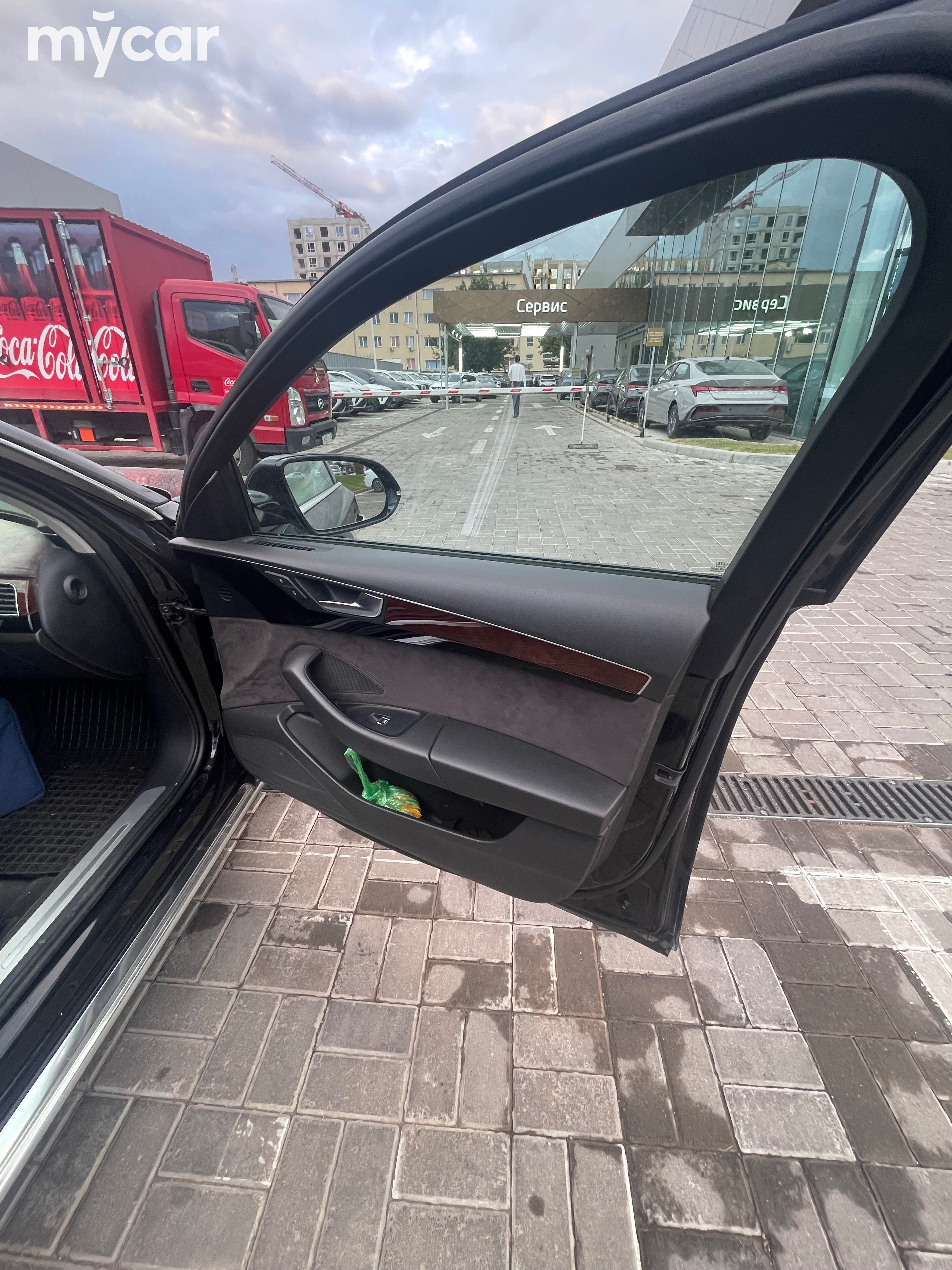 Audi A8 2012