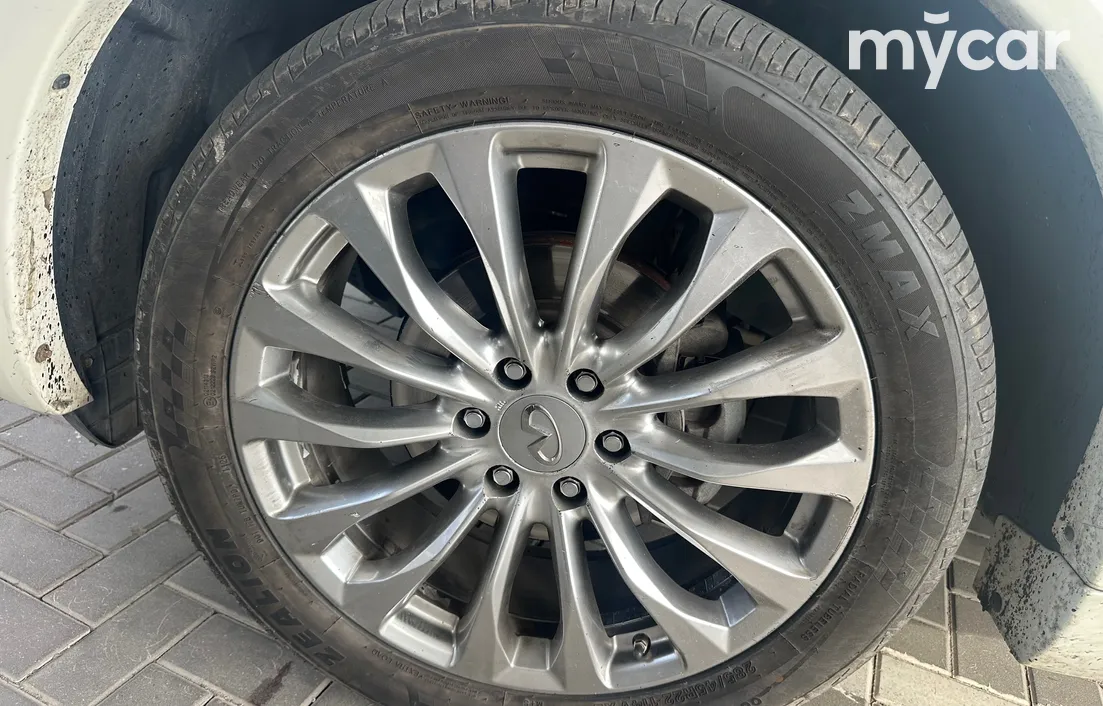 Infiniti QX80 2014